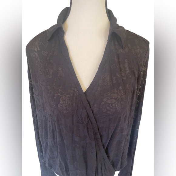 MAEVE - Anthropologie Long Sleeve mock wrap top - Picture 4 of 8